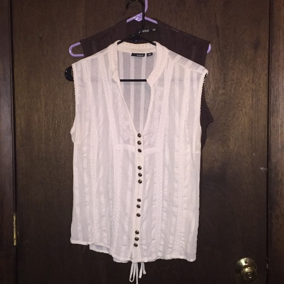 Lotof2 Ana button front embroidered tanks. Size XL - Picture 1 of 5